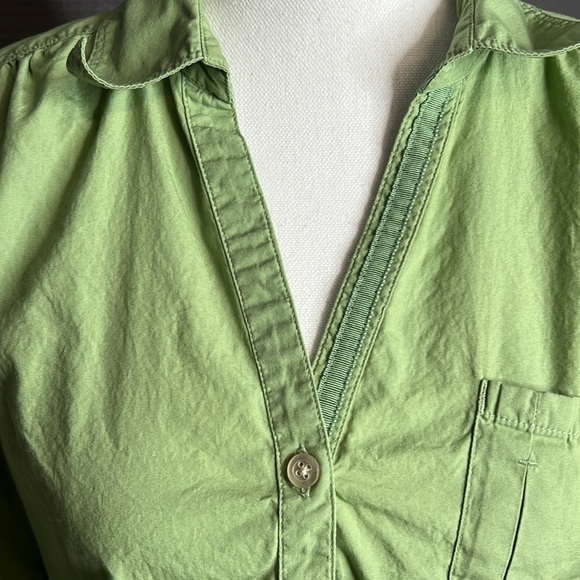 EDDIE BAUER MEDIUM GREEN BUTTON FRONT SHIRT - Picture 3 of 8